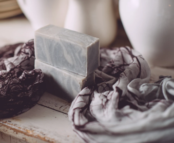 Organic Handmade Soap (scent: Midnight Dreams, size: 7oz)